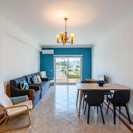 4Pax Vilamoura Flat With Pool & Garage By Lovelystay 아파트 *