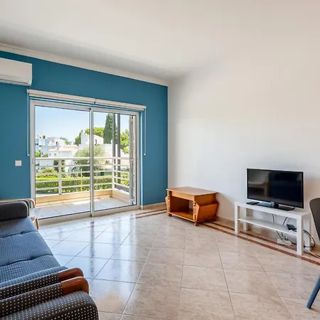 아파트 4Pax Vilamoura Flat With Pool & Garage By Lovelystay 쿼테이라