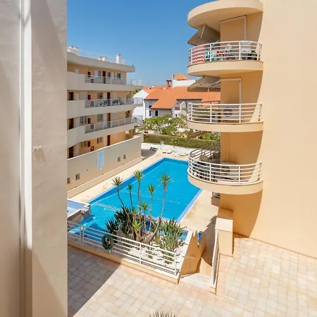 아파트 4Pax Vilamoura Flat With Pool & Garage By Lovelystay *