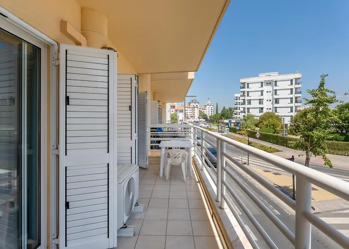 Cozy 1bdr Flat W Pool In Vilamoura By Lovelystay Appartement Quarteira